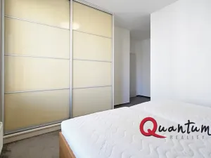 Pronájem bytu 4+kk, Praha - Horní Měcholupy, Padovská, 96 m2