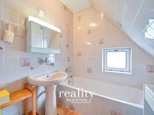 Prodej rodinného domu, Hodonice, 480 m2