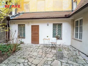 Prodej bytu 3+1, Praha - Malá Strana, Nebovidská, 57 m2