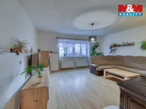 Prodej rodinného domu, Dobřany, Stromořadí, 86 m2