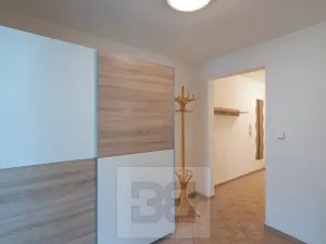 Pronájem bytu 2+kk, Liberec, 71 m2