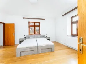 Prodej rodinného domu, Březno, 380 m2