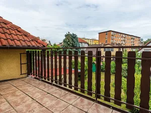 Pronájem domu, Praha - Žižkov, Na Jarově, 126 m2