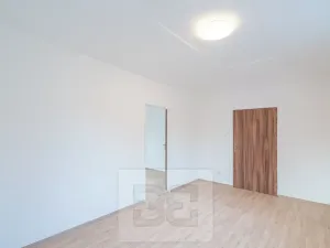 Pronájem bytu 3+1, Tuchoměřice, 70 m2