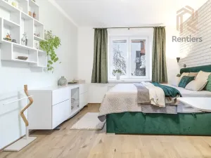 Pronájem bytu 2+1, Praha - Kobylisy, Březiněveská, 69 m2