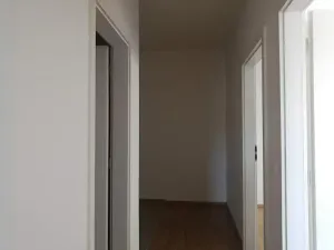 Pronájem bytu 2+1, Praha - Smíchov, Podbělohorská, 41 m2