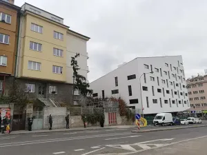 Pronájem bytu 2+1, Praha - Smíchov, Podbělohorská, 41 m2