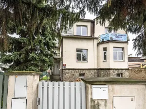 Pronájem komerční nemovitosti, Praha - Štěrboholy, Ústřední, 280 m2