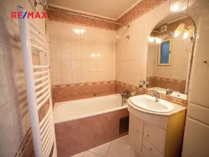 Prodej bytu 3+kk, Praha - Nusle, Zdaru, 64 m2