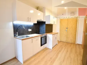 Pronájem bytu 2+kk, Praha - Vysočany, Na břehu, 53 m2