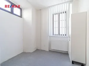 Prodej obchodního prostoru, Králíky, 5. května, 519 m2