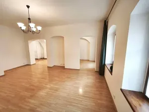 Pronájem bytu 2+1, Praha - Hradčany, Úvoz, 65 m2