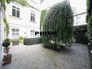 Pronájem bytu 2+1, Praha - Malá Strana, Vlašská, 73 m2