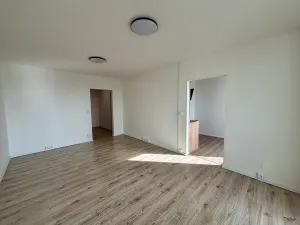 Pronájem bytu 3+1, Praha - Troja, Krynická, 68 m2