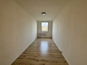 Pronájem bytu 3+1, Praha - Troja, Krynická, 68 m2