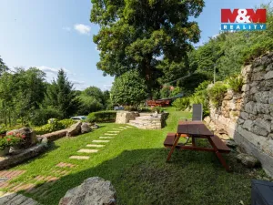 Prodej rodinného domu, Libá, 228 m2