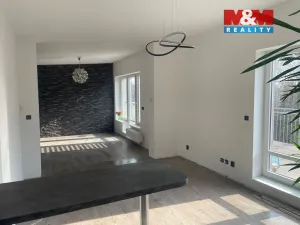 Pronájem atypického bytu, Strakonice - Strakonice I, Mlýnská, 92 m2