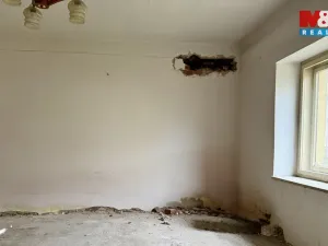 Prodej rodinného domu, Lesná, 144 m2