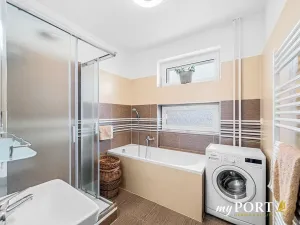 Pronájem bytu 1+1, Plzeň, Pod Lesem, 48 m2