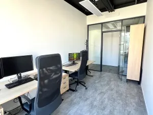 Pronájem kanceláře, Praha - Holešovice, Dělnická, 440 m2