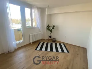 Prodej bytu 3+1, Praha - Modřany, U zastávky, 60 m2