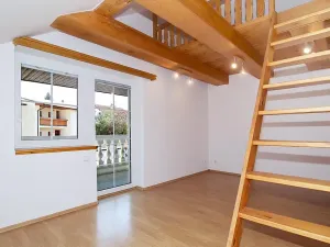 Pronájem rodinného domu, Roztoky, U háje, 230 m2