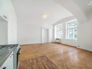 Prodej bytu 3+kk, Praha - Nové Město, Lípová, 77 m2