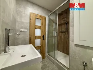 Prodej bytu 2+1, Ostrava - Dubina, Václava Košaře, 44 m2