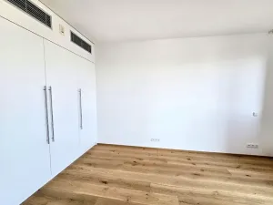 Pronájem bytu 3+kk, Praha - Smíchov, U Dívčích hradů, 123 m2