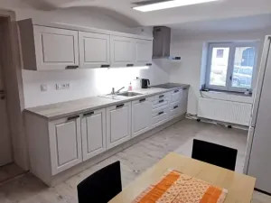 Prodej vícegeneračního domu, Hředle, 398 m2