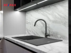 Prodej bytu 2+kk, Praha - Smíchov, Podbělohorská, 61 m2