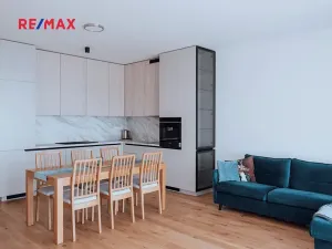 Prodej bytu 3+kk, Praha - Smíchov, Podbělohorská, 86 m2