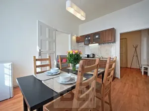 Pronájem bytu 2+kk, Praha - Nové Město, V jirchářích, 47 m2