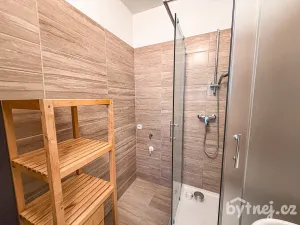 Pronájem bytu 3+1, Olomouc - Povel, Schweitzerova, 61 m2