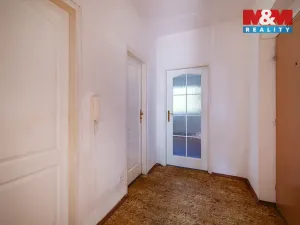 Prodej bytu 2+kk, Mariánské Lázně - Úšovice, Kubelíkova, 47 m2