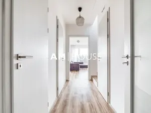 Prodej rodinného domu, Praha - Březiněves, Mikanových, 139 m2