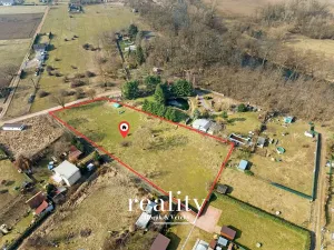 Prodej pozemku, Znojmo, 3961 m2