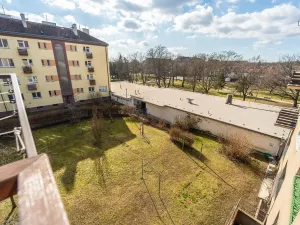 Prodej bytu 3+1, Praha - Strašnice, U kombinátu, 77 m2