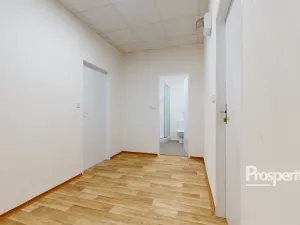 Pronájem kanceláře, Ústí nad Labem - Ústí nad Labem-centrum, Bělehradská, 34 m2