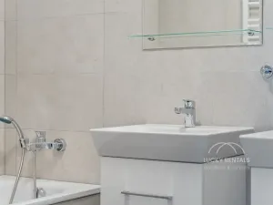 Pronájem bytu 1+kk, Praha - Chodov, Líbalova, 32 m2