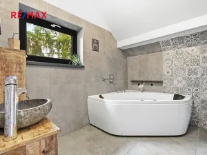 Pronájem rodinného domu, Dýšina, Kostelní, 171 m2