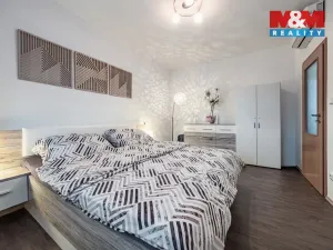 Pronájem bytu 2+kk, Chvalovice, 49 m2