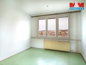 Prodej bytu 3+1, Český Krumlov - Plešivec, Sídliště Plešivec, 73 m2