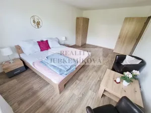 Prodej vícegeneračního domu, Černá v Pošumaví, 200 m2