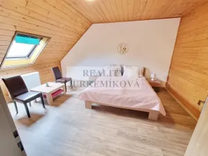 Prodej vícegeneračního domu, Černá v Pošumaví, 200 m2