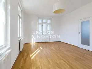 Pronájem bytu 2+kk, Praha - Žižkov, Žižkovo náměstí, 61 m2
