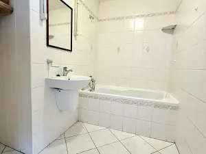 Prodej bytu 3+1, Skuteč, Sládkova, 63 m2