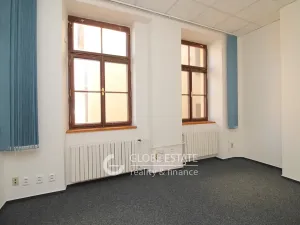 Prodej kanceláře, Jihlava, Masarykovo náměstí, 1141 m2