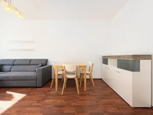 Pronájem bytu 2+kk, Brno, Šmahova, 44 m2
