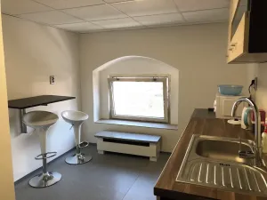 Pronájem kanceláře, Praha - Karlín, Thámova, 24 m2